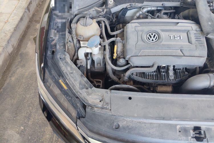 Used Volkswagen Passat 2016 330TSI DSG Luxury Edition Engine Bay Right