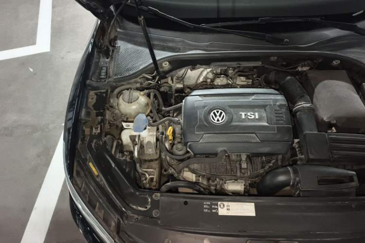 Used Volkswagen Passat 2016 380TSI DSG Prestige Edition Engine Bay Right