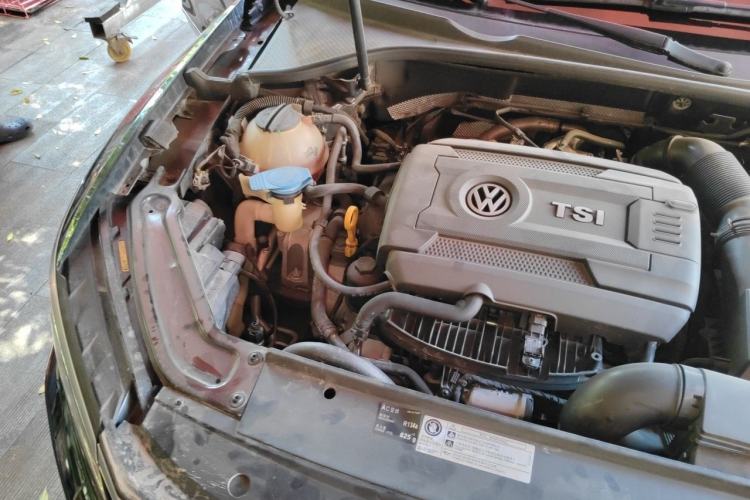 Used Volkswagen Passat 2016 330TSI DSG Prestige Edition Engine Bay Right