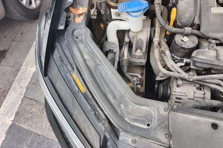Used Volkswagen Passat 2016 330TSI DSG Luxury Edition Engine Bay Right