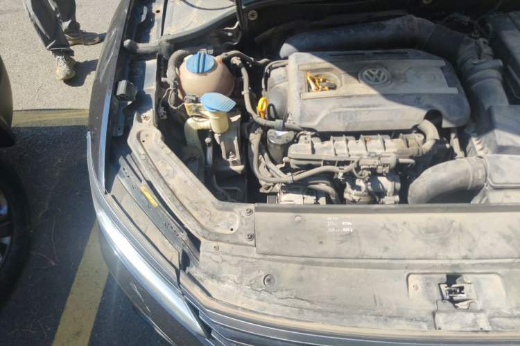 Used Volkswagen Passat 2016 1.8T Government Procurement Version (CEA Engine + 6AT) Engine Bay Right