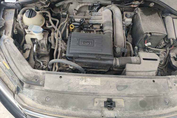 Used Volkswagen Passat 2016 280TSI DSG Prestige Edition Engine Bay