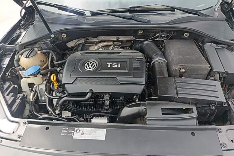 Used Volkswagen Passat 2016 330TSI DSG Prestige Edition Engine Bay