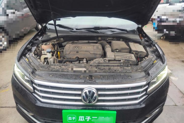 Used Volkswagen Passat 2016 330TSI DSG Luxury Edition Engine Bay