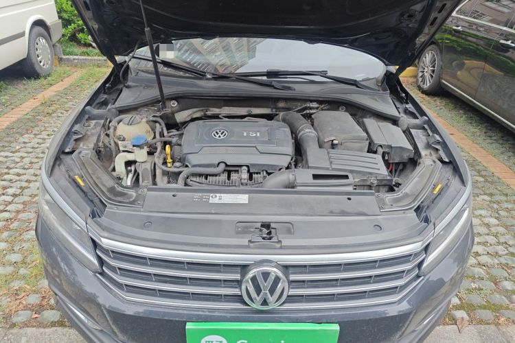 Used Volkswagen Passat 2016 330TSI DSG Luxury Edition Engine Bay