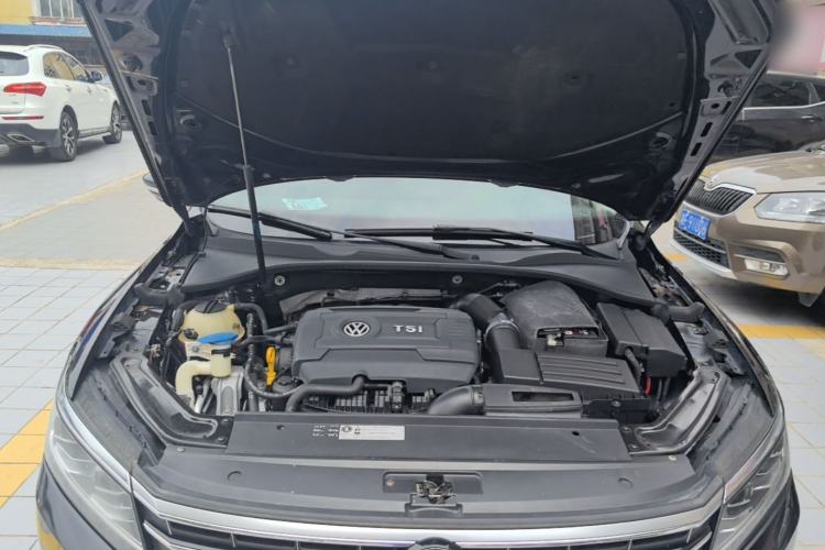 Used Volkswagen Passat 2016 330TSI DSG Luxury Edition Engine Bay