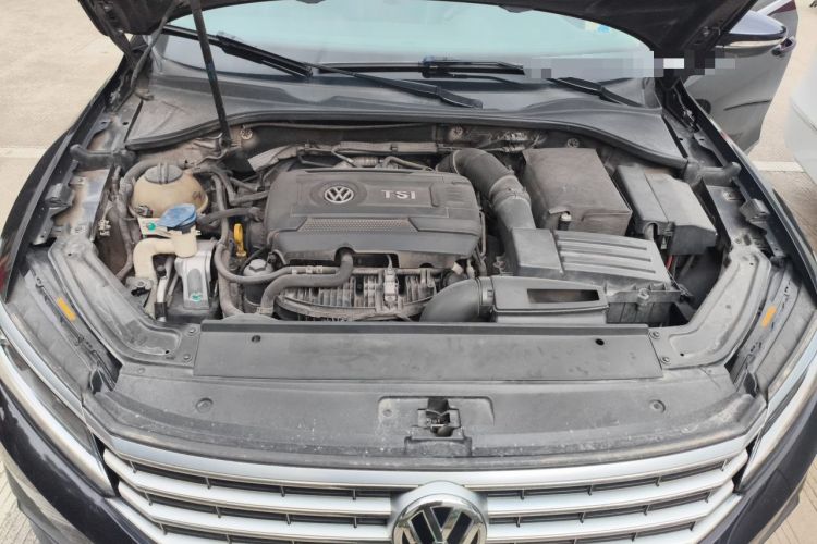 Used Volkswagen Passat 2016 330TSI DSG Luxury Edition Engine Bay