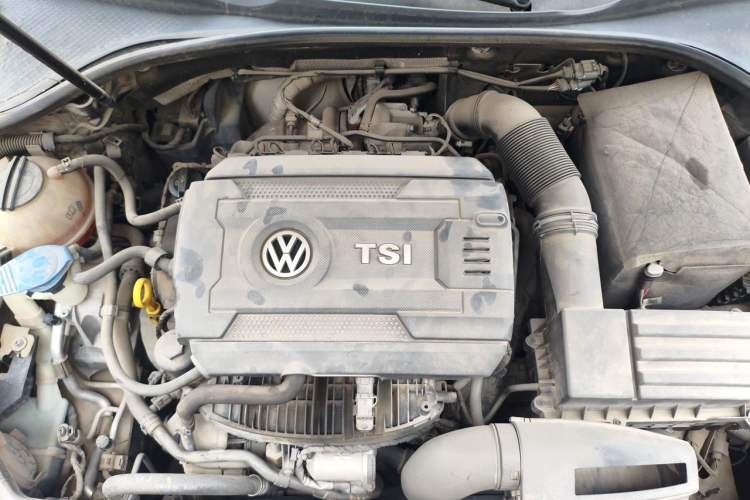 Used Volkswagen Passat 2016 330TSI DSG Luxury Edition Engine Bay