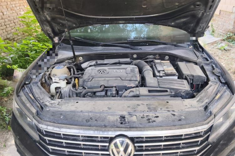 Used Volkswagen Passat 2016 330TSI DSG Luxury Edition Engine Bay