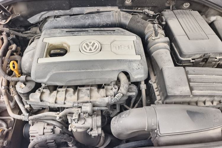 Used Volkswagen Passat 2016 330TSI DSG Luxury Edition Engine Bay