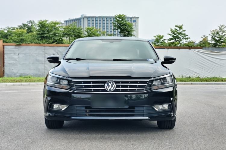 Used Volkswagen Passat 2016 330TSI DSG Luxury Edition Exterior 1