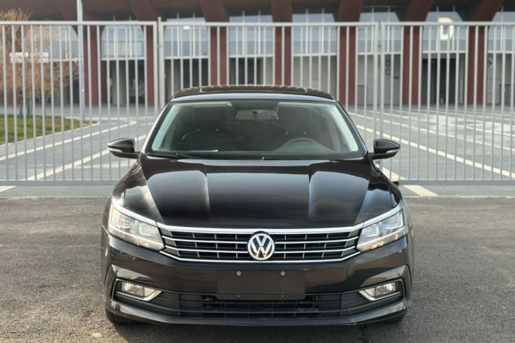 Used Volkswagen Passat 2016 1.8T Government Procurement Version (CEA Engine + 6AT) Exterior 1