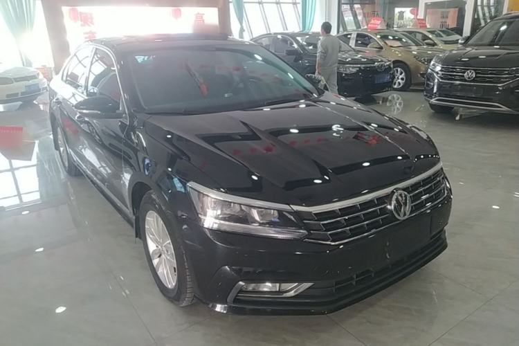 Used Volkswagen Passat 2016 330TSI DSG Luxury Edition Exterior 1
