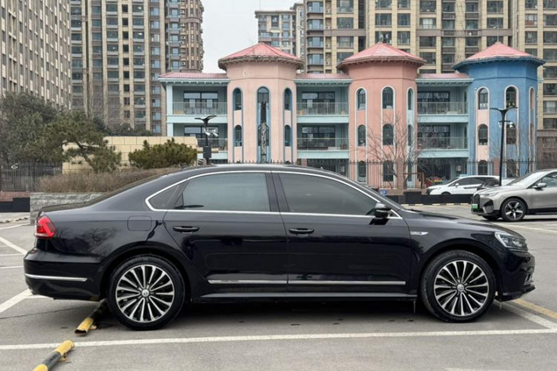 Used Volkswagen Passat 2016 380TSI DSG Ultimate Edition Exterior 2