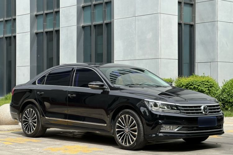 Used Volkswagen Passat 2016 330TSI DSG Prestige Edition Exterior 2