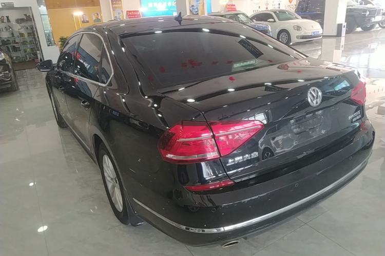 Used Volkswagen Passat 2016 330TSI DSG Luxury Edition Exterior 2