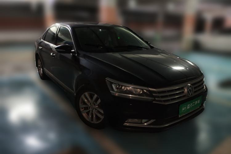 Used Volkswagen Passat 2016 330TSI DSG Luxury Edition Exterior 2