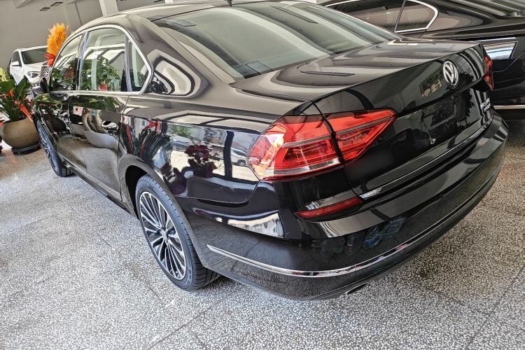 Used Volkswagen Passat 2016 330TSI DSG Prestige Edition Exterior 3