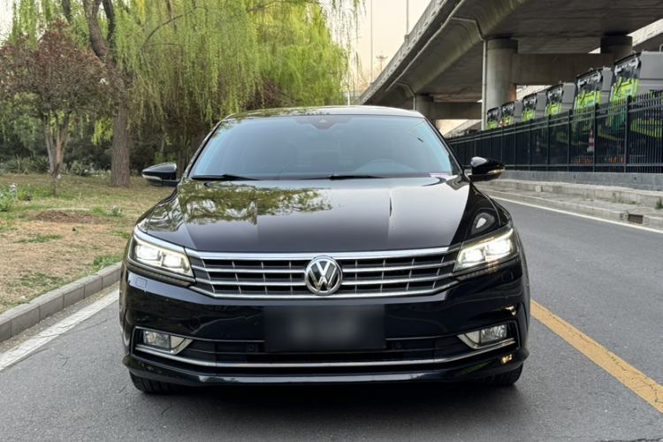 Used Volkswagen Passat 2016 380TSI DSG Ultimate Edition Exterior 3