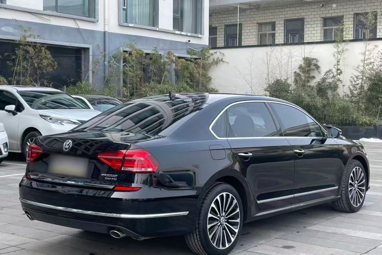 Used Volkswagen Passat 2016 330TSI DSG Prestige Edition Exterior 3