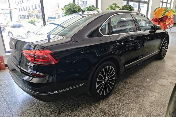 Used Volkswagen Passat 2016 330TSI DSG Prestige Edition Exterior 4