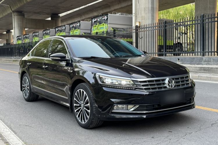 Used Volkswagen Passat 2016 380TSI DSG Ultimate Edition Exterior 4
