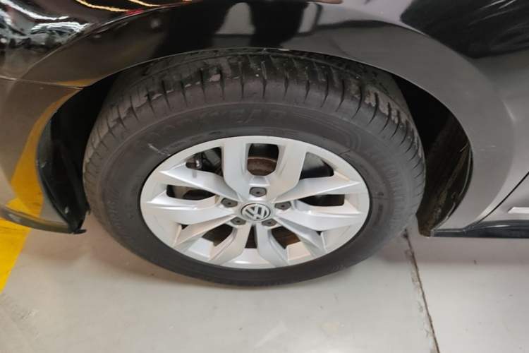 Used Volkswagen Passat 2016 1.8T Government Procurement Version (CEA Engine + 6AT) Exterior 4