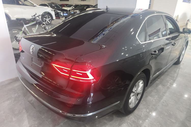 Used Volkswagen Passat 2016 1.8T Government Procurement Version (CEA Engine + 6AT) Exterior 5