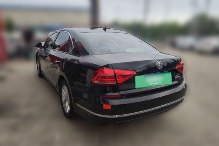 Used Volkswagen Passat 2016 280TSI Manual Luxury Edition Exterior 5