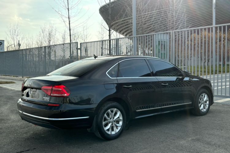 Used Volkswagen Passat 2016 1.8T Government Procurement Version (CEA Engine + 6AT) Exterior 5