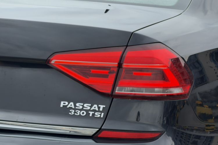 Used Volkswagen Passat 2016 330TSI DSG Prestige Edition Exterior 7