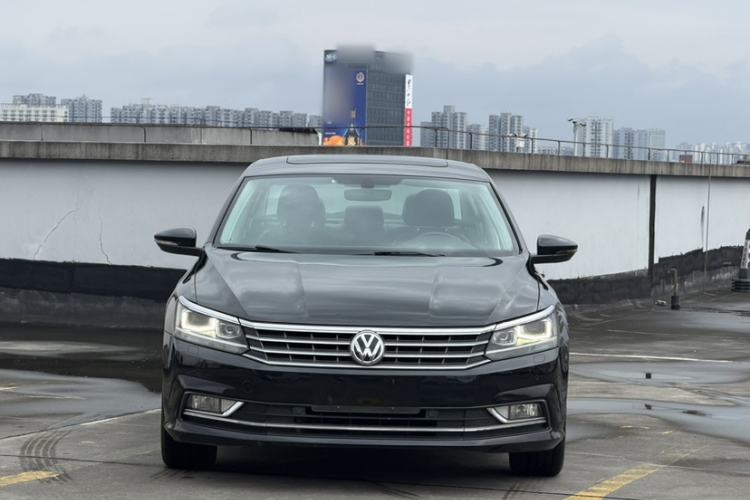 Used Volkswagen Passat 2016 330TSI DSG Prestige Edition Exterior 8
