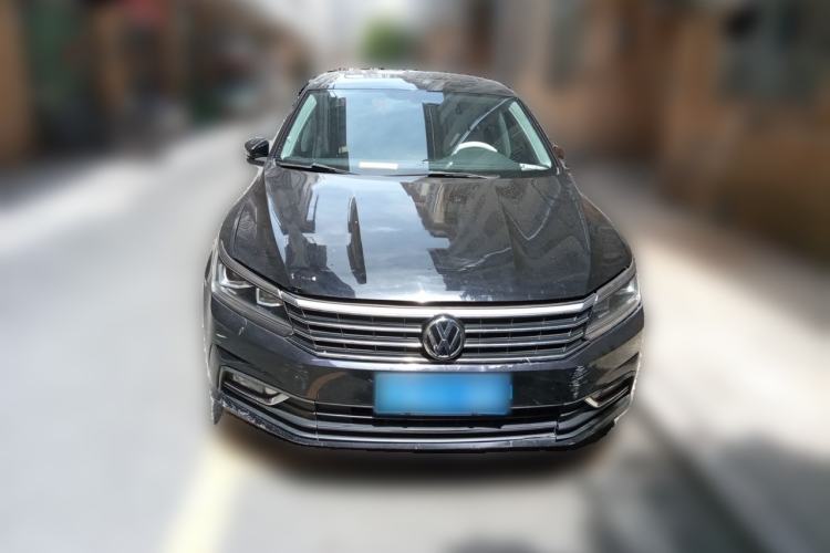 Used Volkswagen Passat 2016 330TSI DSG Luxury Edition Front