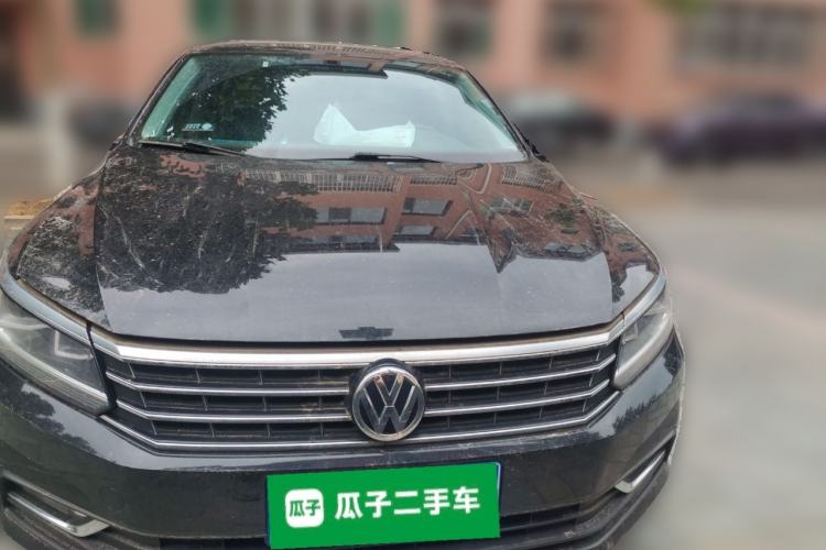 Used Volkswagen Passat 2016 330TSI DSG Luxury Edition Front