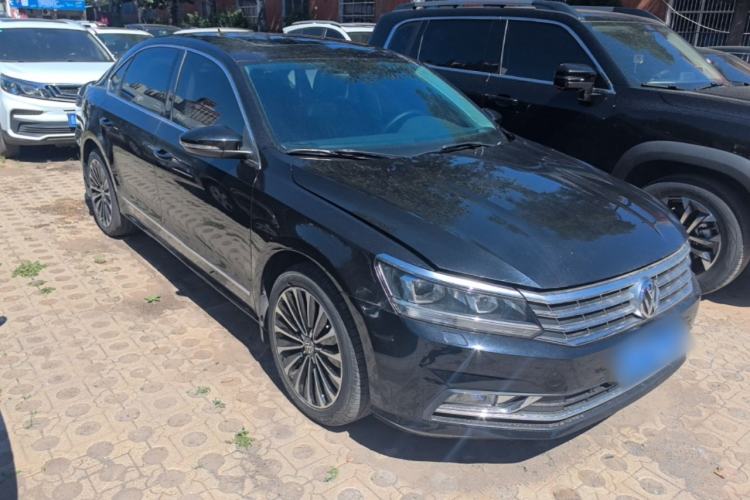 Used Volkswagen Passat 2016 330TSI DSG Prestige Edition Front Right 45 Deg