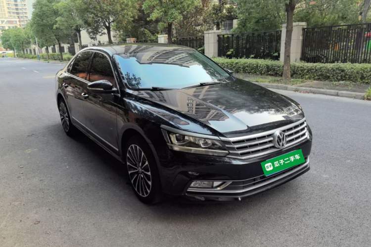 Used Volkswagen Passat 2016 380TSI DSG Prestige Edition Front Right 45 Deg
