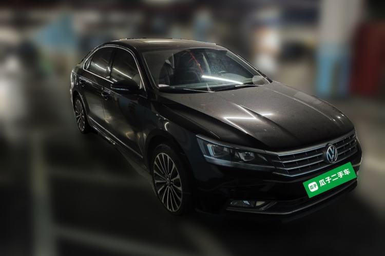 Used Volkswagen Passat 2016 330TSI DSG Prestige Edition Front Right 45 Deg