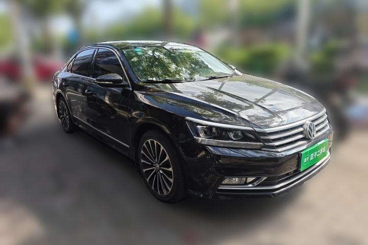 Used Volkswagen Passat 2016 330TSI DSG Prestige Edition Front Right 45 Deg