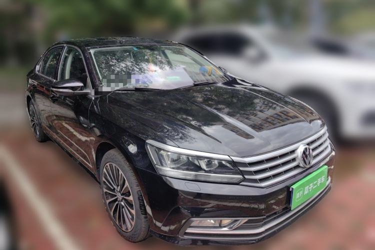Used Volkswagen Passat 2016 330TSI DSG Prestige Edition Front Right 45 Deg