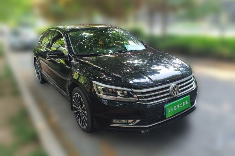 Used Volkswagen Passat 2016 330TSI DSG Prestige Edition Front Right 45 Deg