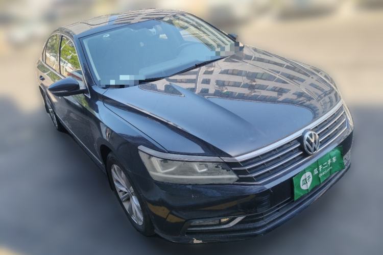 Used Volkswagen Passat 2016 280TSI DSG Prestige Edition Front Right 45 Deg