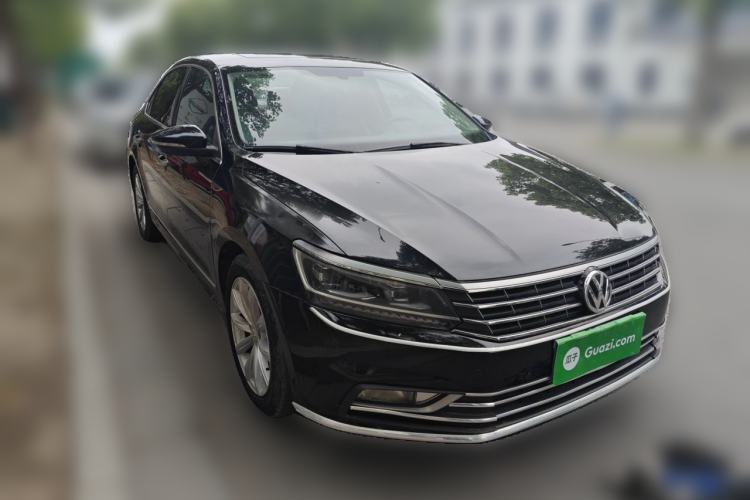 Used Volkswagen Passat 2016 330TSI DSG Prestige Edition Front Right 45 Deg