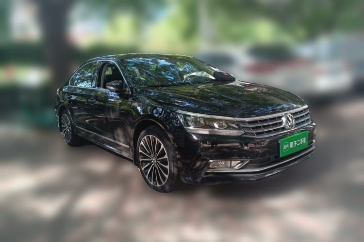 Used Volkswagen Passat 2016 330TSI DSG Prestige Edition Front Right 45 Deg