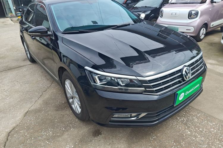 Used Volkswagen Passat 2016 280TSI DSG Prestige Edition Front Right 45 Deg