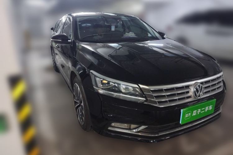 Used Volkswagen Passat 2016 380TSI DSG Prestige Edition Front Right 45 Deg