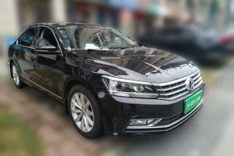 Used Volkswagen Passat 2016 330TSI DSG Prestige Edition Front Right 45 Deg