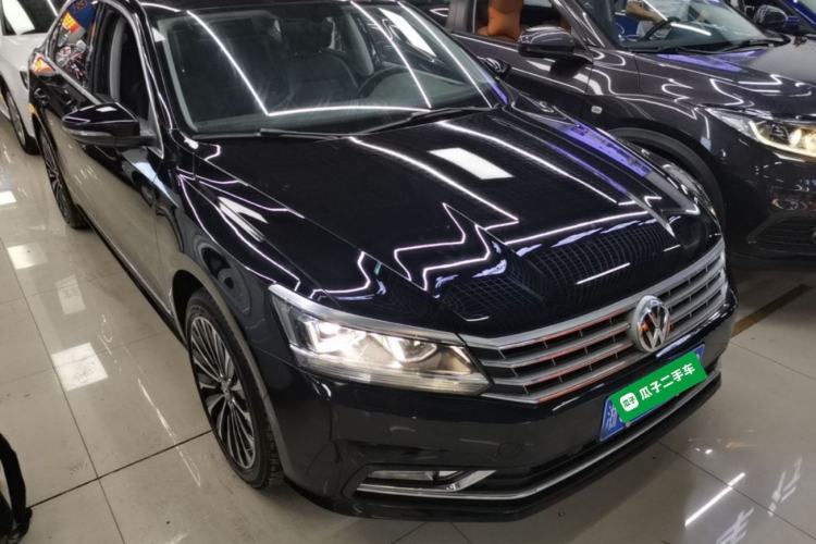 Used Volkswagen Passat 2016 330TSI DSG Prestige Edition Front Right 45 Deg