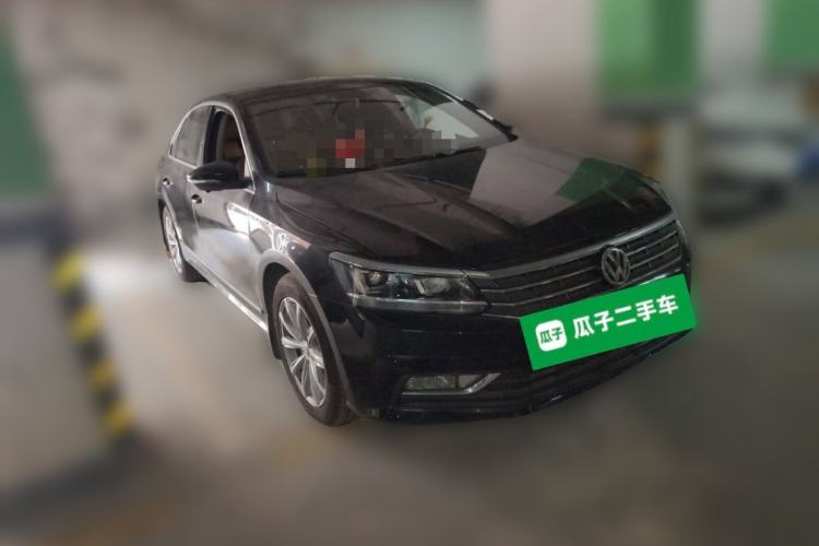 Used Volkswagen Passat 2016 280TSI DSG Prestige Edition Front Right 45 Deg