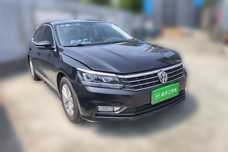 Used Volkswagen Passat 2016 280TSI DSG Prestige Edition Front Right 45 Deg