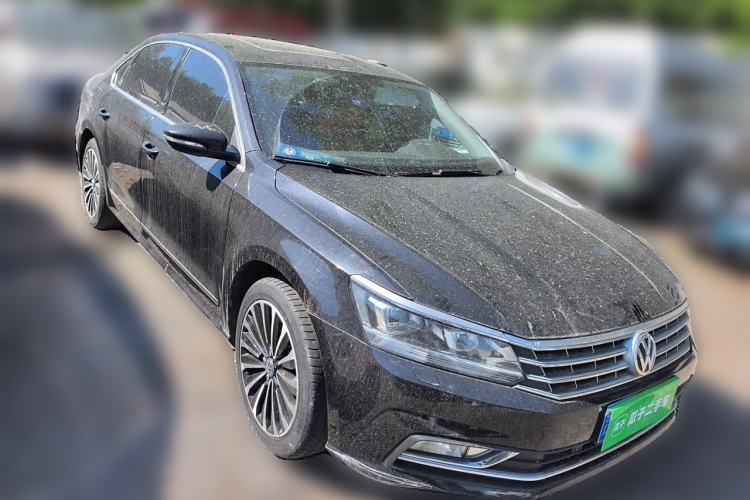 Used Volkswagen Passat 2016 330TSI DSG Prestige Edition Front Right 45 Deg